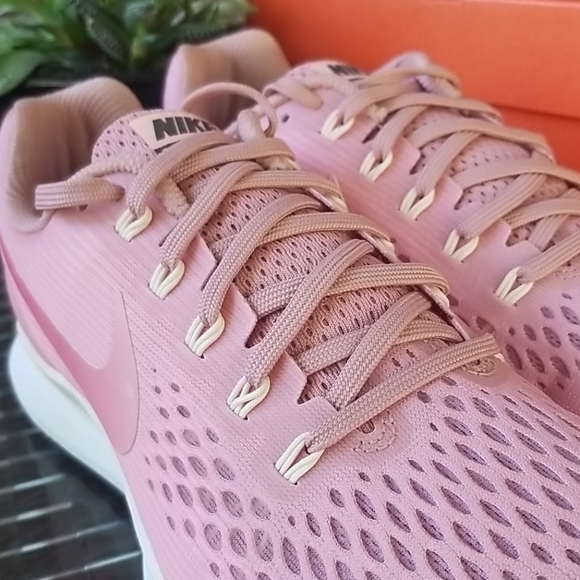 Nike Air Zoom Pegasus 34 Running Wide Width Pink - Picture 6 of 10